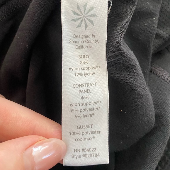 Athleta Plie Tight Black Athletic Leggings - Picture 2 of 10